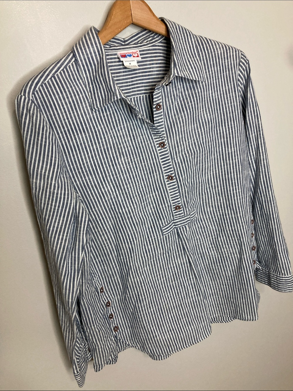 American Sweetheart Blue & White Striped Button-Front Shirt, Women’s Size Medium - Picture 3 of 8
